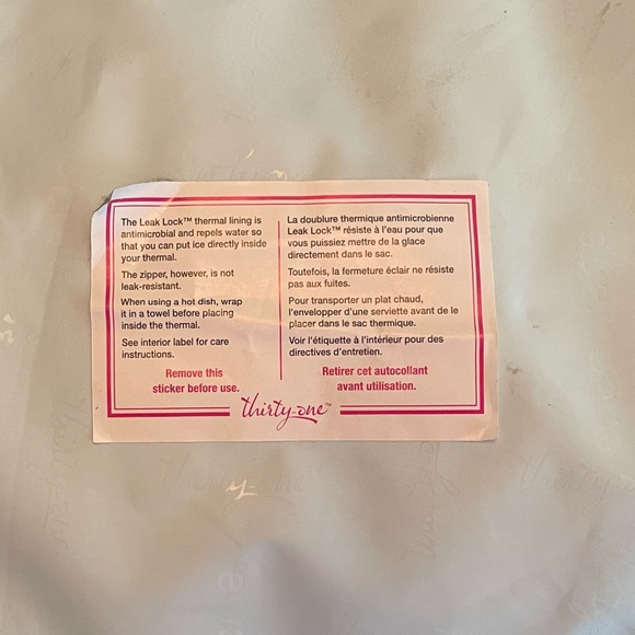 31 THIRTY ONE SIGNATURE COLLECTION 2 insulated bags. - Picture 3 of 9